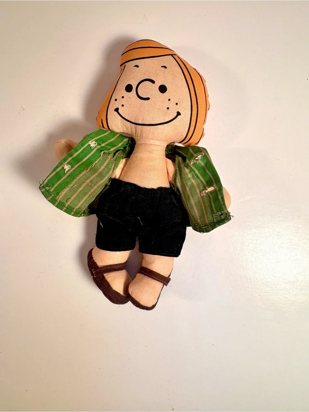 Vintage Peppermint Patty & Linus 8” cloth dolls